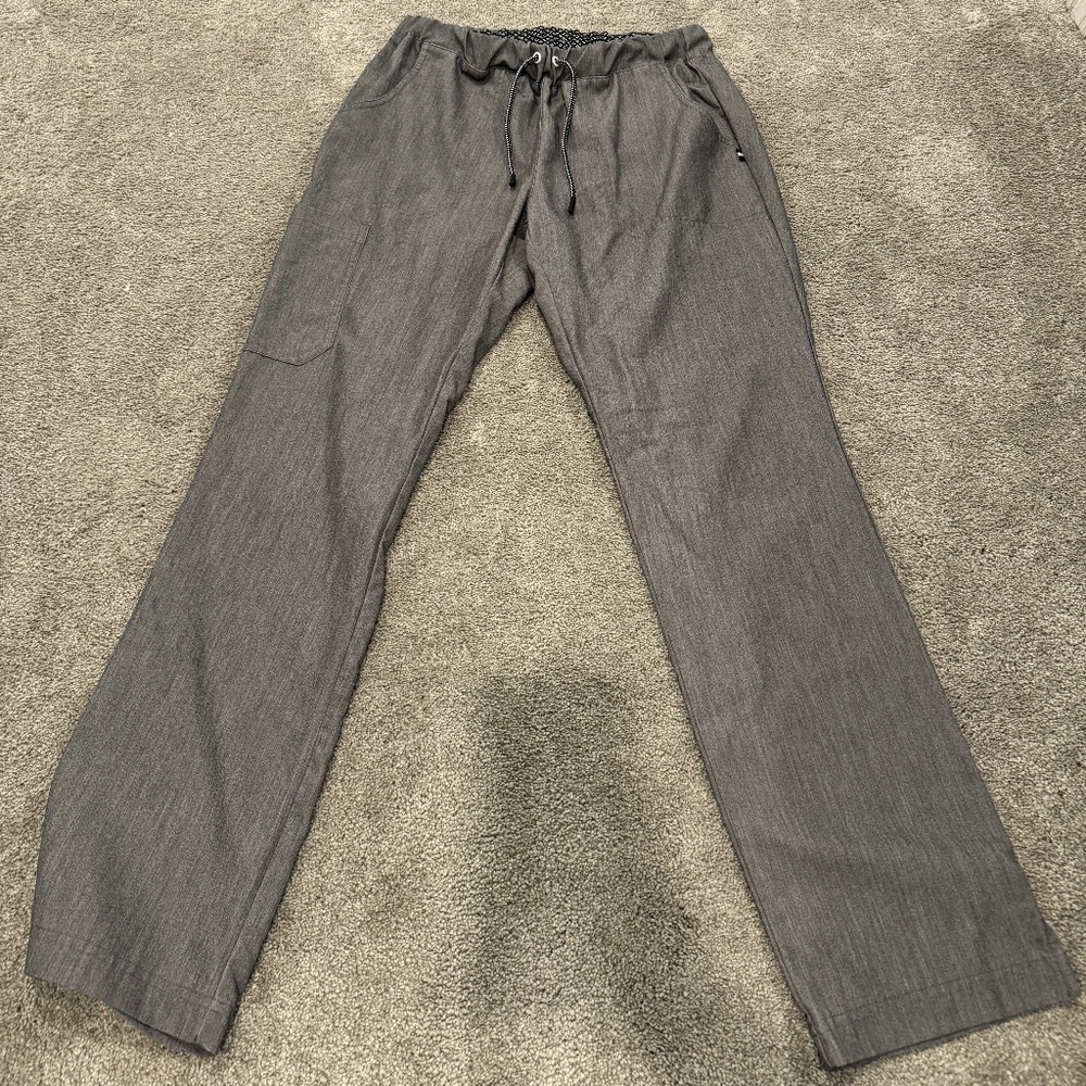 Beyond Scrubs Grey Scrub Pants (small)